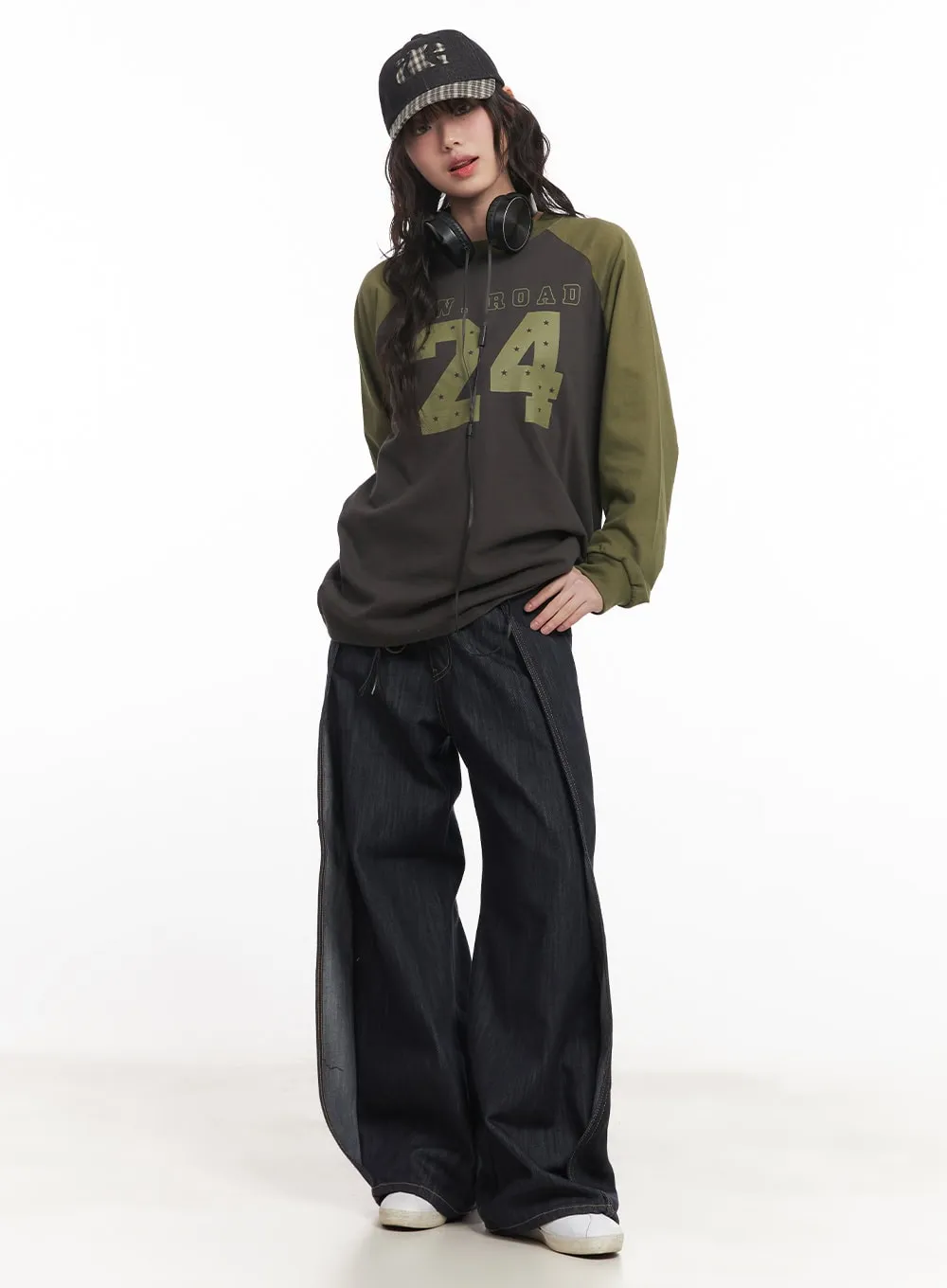 Alex Stitched Pintuck Baggy Jeans CM519