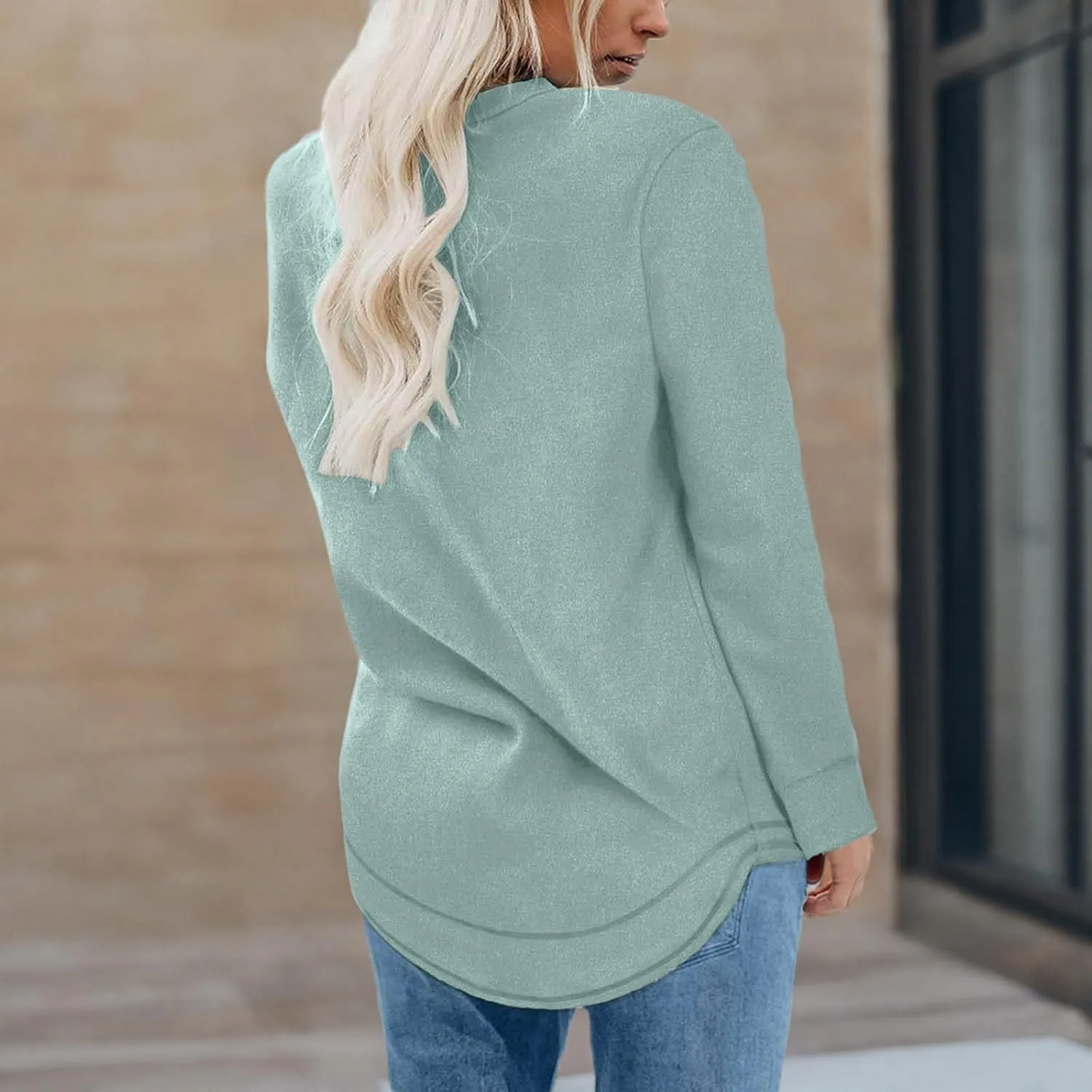 Casual Crewneck Sweatshirts for Women Long Sleeve Loose Fit Pollover Comfy Fleece Warm Fall Fashion Tops Outfits