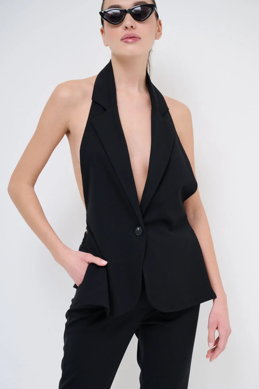 Halter-neck open-back tailored blazer wholesale