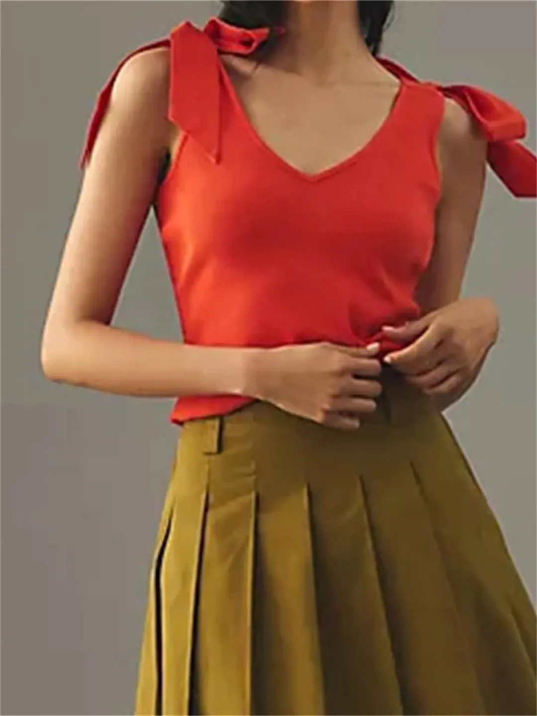 Women Summer V Neck Sleeveless Solid Backless Bow Tie-Up Strap Slim Fit Vest Party Tank Tops